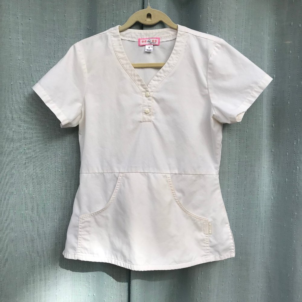 Scrub Top, Small, Koi, Cream color.  Kangaroo front pocket. Excellent condition.